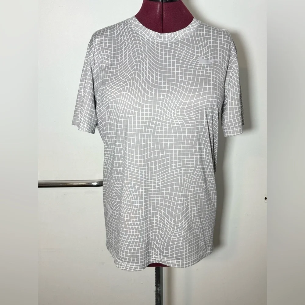 Nike White and Gray Grid T-Shirt